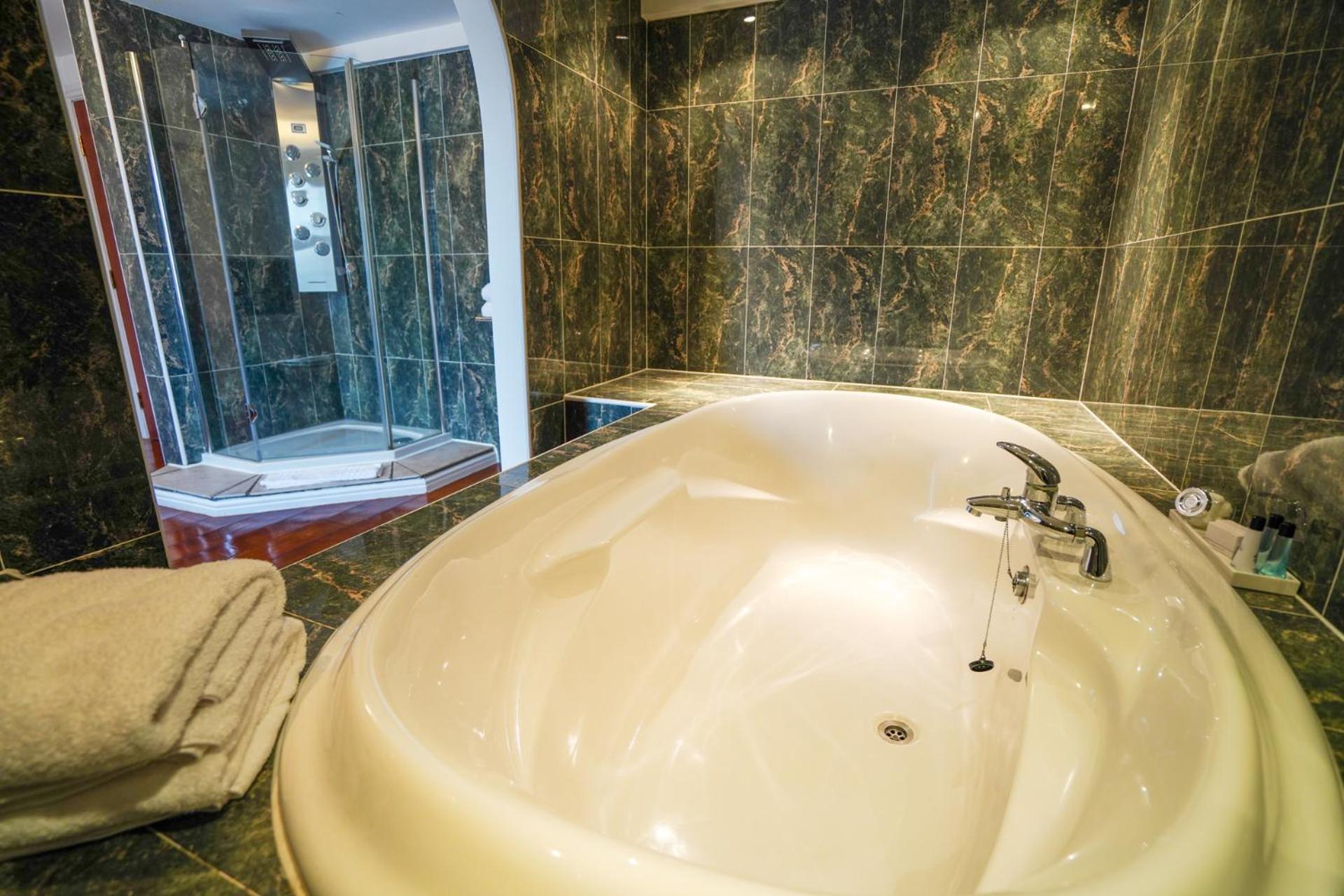 Gomersal Park Hotel & Dream Spa Kültér fotó